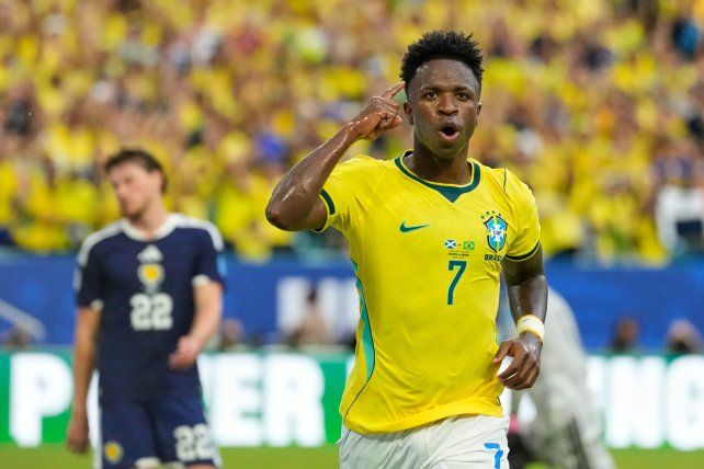 Encendido. Vinicius es la carta de gol más fuerte que tiene este Brasil que ahora chocará con Japón.