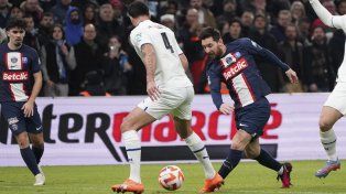 Messi tuvo una ocasión para empatar el partido, a falta de diez minutos, pero su remate pasó cerca del ángulo izquierdo.