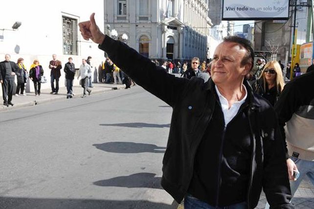 Miguel Del Sel quiere debatir con Hermes Binner y Jorge Obeid