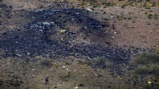 Confirman el hallazgo de m&aacute;s restos humanos de la tragedia del avi&oacute;n de Sol