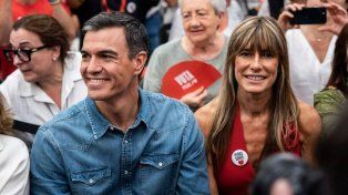 Javier Milei calificó de corrupta a la esposa de su par español Pedro Sánchez. España exige una disculpa pública y analiza retirar a la embajadora del país.