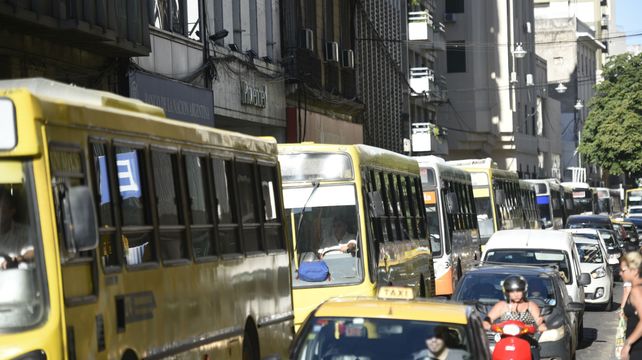 Atasco. Parece sufrir la gestión para tomar una decisión sobre el futuro sistema de transporte de pasajeros.