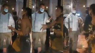 Video: le prohibieron usar el baño a su amiga trans y enfrentó al encargado del restaurante