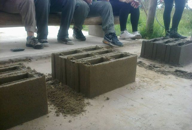 Bloqueras barriales, una idea que funciona a toda máquina en los barrios
