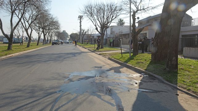Femicidio en Baigorria: ¡Le pegaban a una mujer en plena calle y nadie paró!