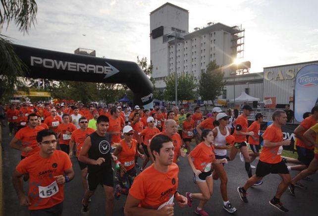 Una nueva edición de la Santa Fe Corre pasó por la ciudad