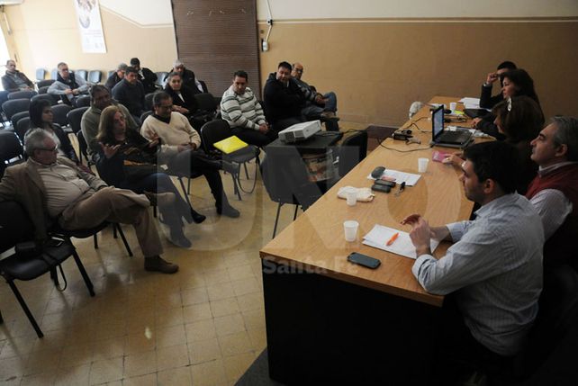 Impacto al bolsillo. Dirigentes políticos y sindicales advierten que será la clase trabajadora la más afectada.