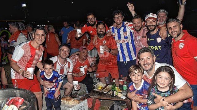 Unión: el horario del cruce ante Gimnasia (LP), un problema para muchos hinchas