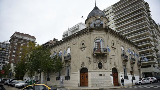 La máxima autoridad del Palacio Vasallo debe ser elegida por el voto de la mitad más uno de los ediles presentes.