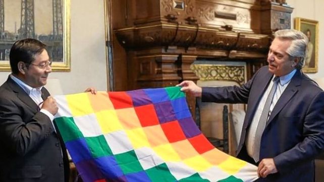 Luis Arce asumió como presidente constitucional de Bolivia