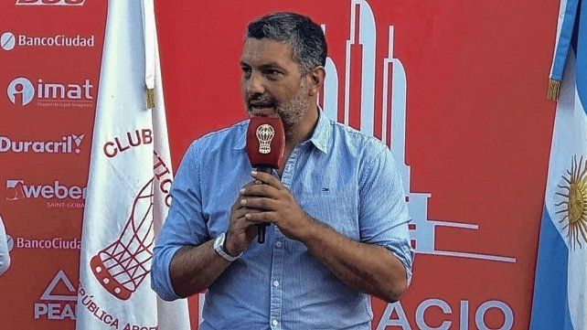 El presidente de Huracán calentó la previa ante San Lorenzo