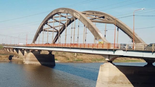 Sucesivos gobiernos anunciaron la construcción de un nuevo puente entre Santa Fe y Santo Tomé