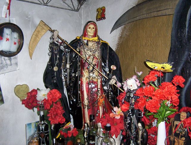 Además de San La Muerte se le llama Nuestro Señor de la Muerte