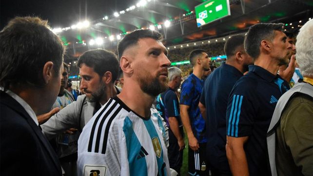 “Nos fuimos al vestuario porque era la manera de que se tranquilice todo un poco. Podría haber pasado una desgracia