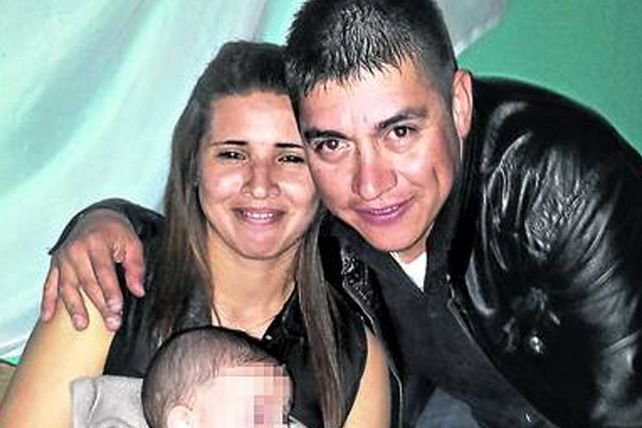 Mataron de un disparo a una madre para robarle cuando estaba con su bebé