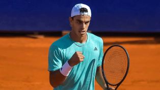 Cerúndolo superó al local Ugo Humbert y se metió en los octavos de final.