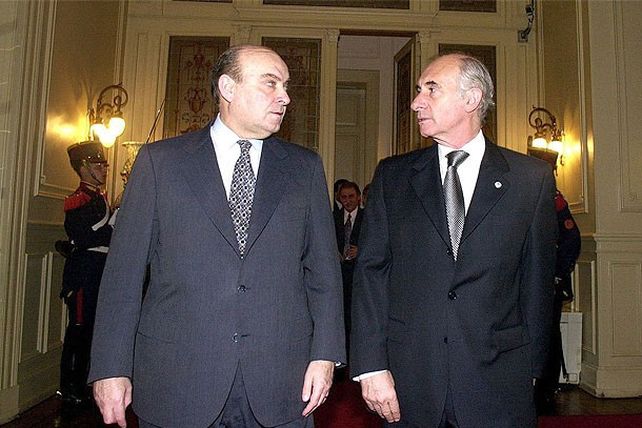 A diez años del Corralito: así se anunciaba la peor medida para los argentinos
