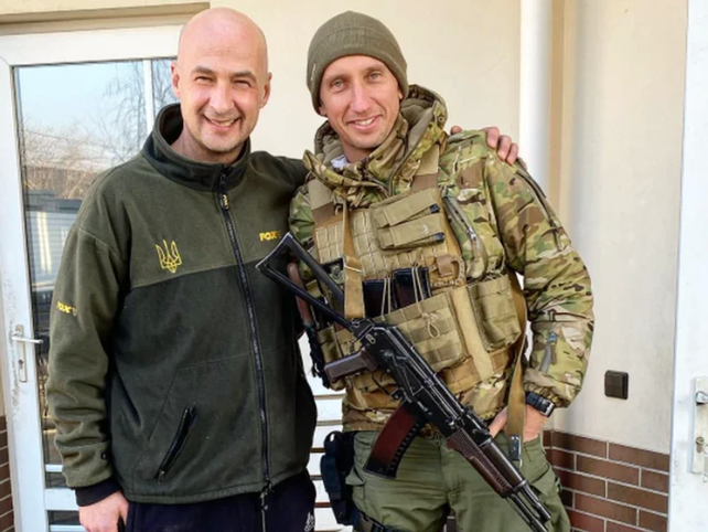 Los tenistas Andréi Medvedev y Sergiy Stakhovsky se sumaron a las fuerzas militares ucranianas