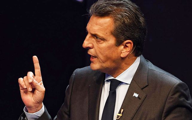 ¿Qué dijeron sin hablar Sergio Massa y Javier Milei en el debate presidencial antes de enfrentarse en el balotaje? La palabra de expertos