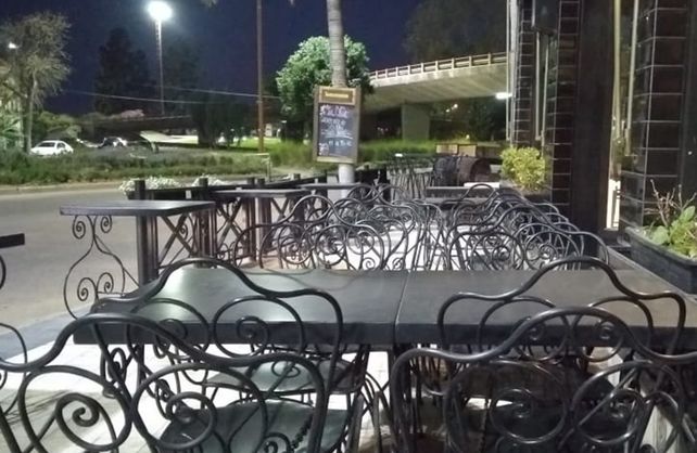 Perotti adelantó cómo será la reapertura de bares y restoranes