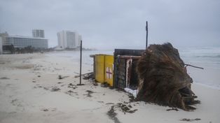 Impactantes imágenes del paso del huracán Delta por Cancún y Playa del Cármen