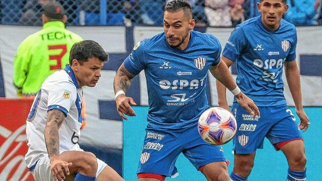 Unión rescató un empate en su visita a Vélez.