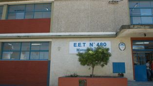 Un chico fue atacado por una patota a la salida de la escuela