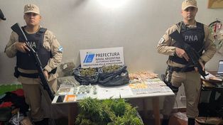 Prefectura Naval apresó a vendedores de drogas y les incautó 70 millones de pesos en narcóticos