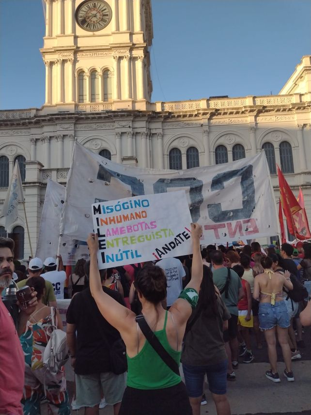 La Marcha Federal del Orgullo antifascista y antirracista replicó en varias ciudades de Entre Ríos. Postales de Paraná&nbsp;