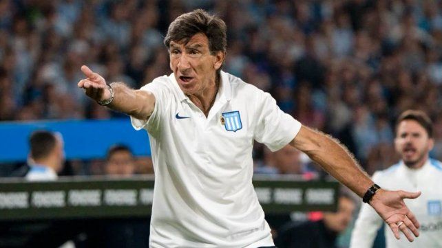 Gustavo Costas dejó Racing. Fue despedido.