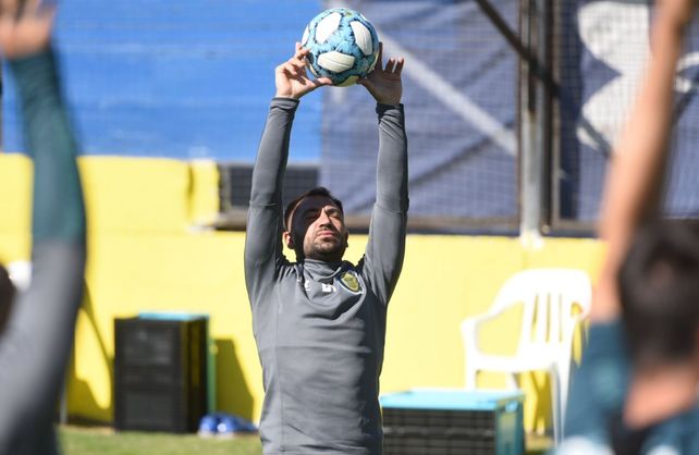 Rinaudo reveló que los pibes de Rosario Central vuelan