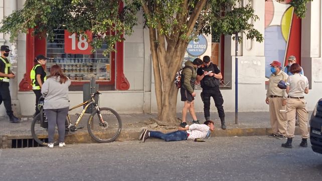 Linchamientos en Rosario: escenas que se vuelven cotidianas y generan una nueva grieta