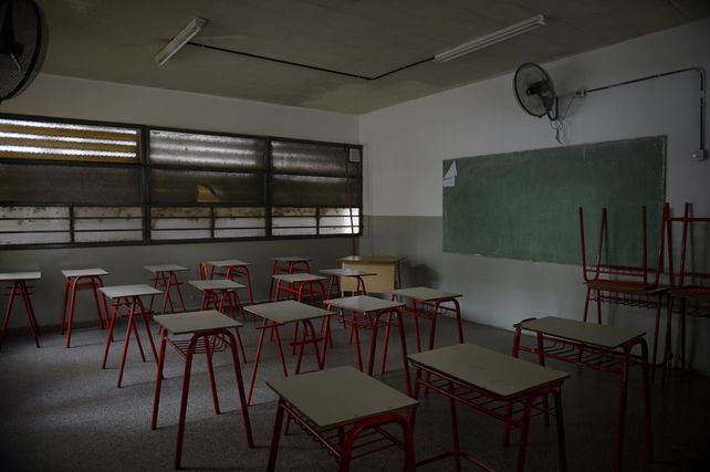 aulas vacías. La medida de fuerza tiene por objetivo que el gobierno provincial reabra la discusión paritaria del sector docente.
