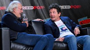 Christopher Lloyd y Michael Fox mantuvieron un emotivo encuentro en la convención de historietas.