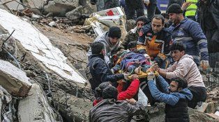 El Ministerio de Deportes de Turquía suspendió sus actividades deportivas por el terremoto en el sur del país.