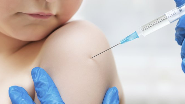 Suspenden la vacuna contra la meningitis en chicos de 11 años