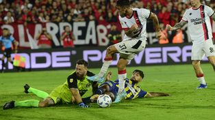 El clásico rosarino en 40 imágenes