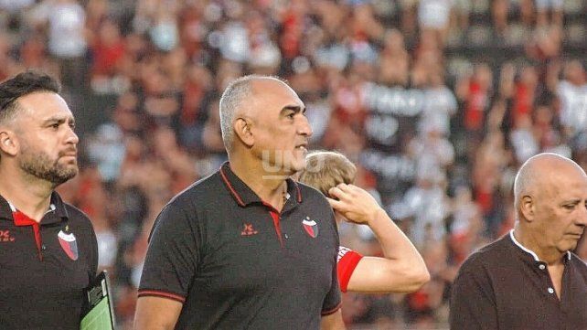Delfino rompe el molde en Colón para intentar ir por todo ante Morón Delfino rompe el molde en Colón para intentar ir por todo ante Morón