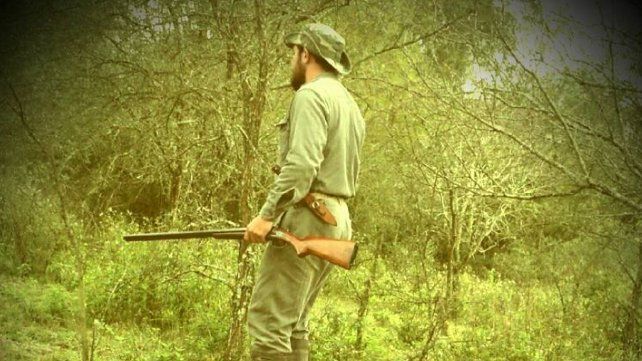 Detuvieron a un joven santafesino que cazaba pumas y los exhibía en Facebook