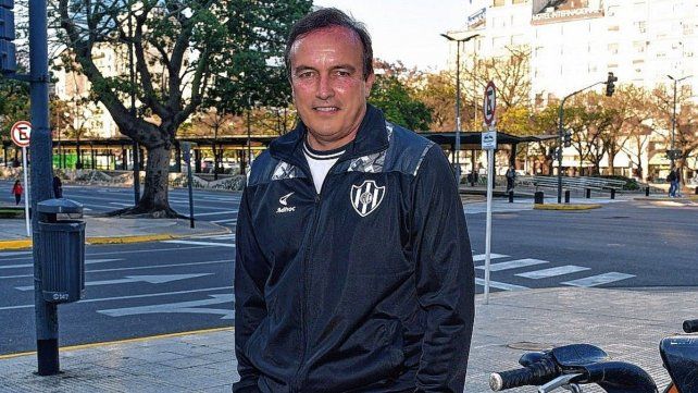 El segundo ciclo de Abel Balbo en el Ferroviario llegó a su fin.