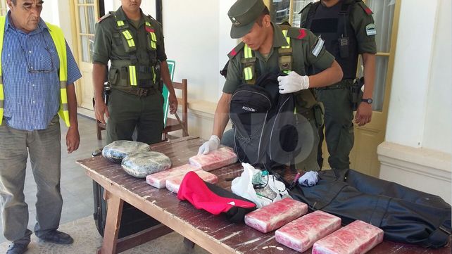 Un hombre fue detenido con 9 kilos de marihuana a bordo de un colectivo