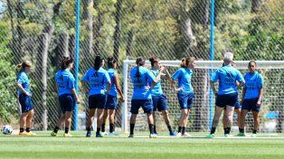 La selección nacional entrena en el predio Lionel Messi previo al viaje a Santa Fe.