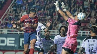 San Lorenzo ganó con gol de Alexis Cuello.