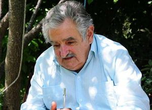 Mujica afirmó que Uruguay no va a ser un país de turismo de fumo libre de la marihuana