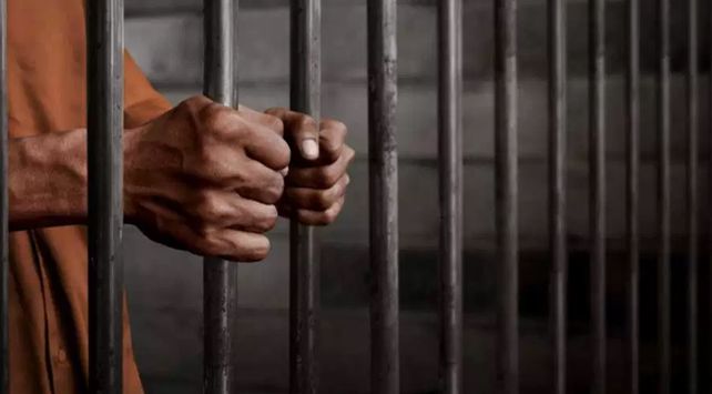 Abusó sexualmente de su propia hija y lo condenaron a 14 años de prisión