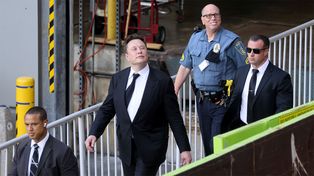 Condenan a la automotriz Tesla a pagar u$s 137 millones a un ex empleado negro víctima de racismo