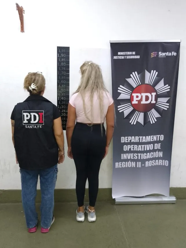 La mujer mostraba transferencias bancarias falsas