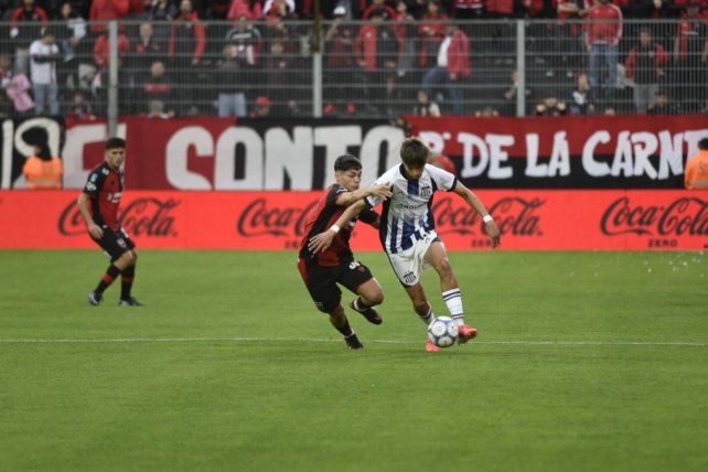 La Lepra ya juega en el Coloso del Parque ante Talleres. El equipo de Kudelka va por su primera alegría.