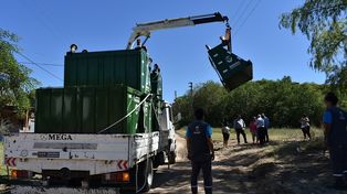 Distribuyen contenedores metálicos en los barrios de Paraná