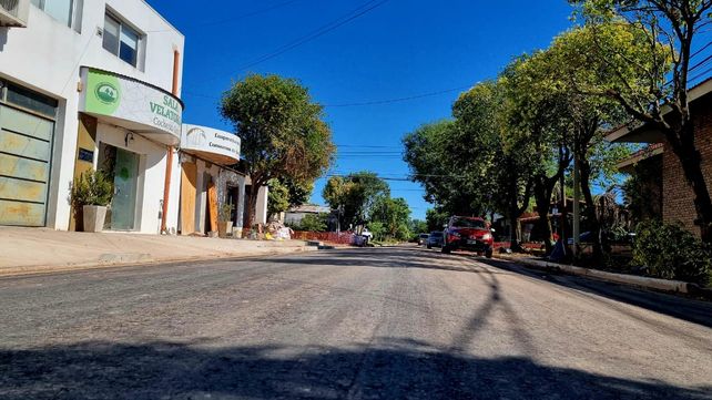 Ybarlucea pavimentó una calle estratégica para el casco urbano de la localidad